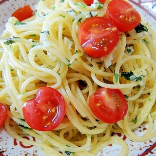 バジルとミニトマトで簡単！スパゲッティバジリコ